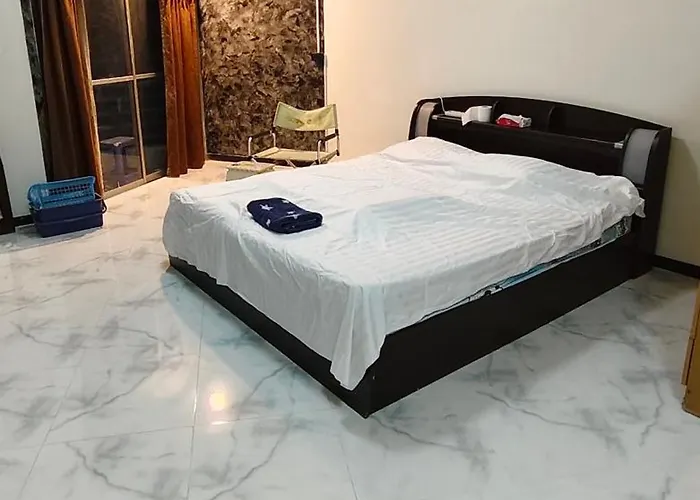 Mansion Phram6 B 公寓 *